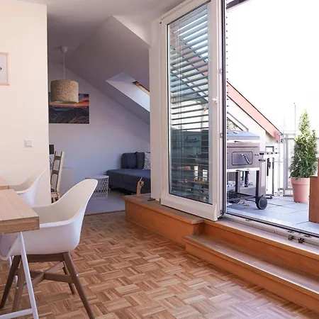 Apartment Fullhouse - Halle - Ab7 Rooftop - Bbq Grill - Elevator - Balcony